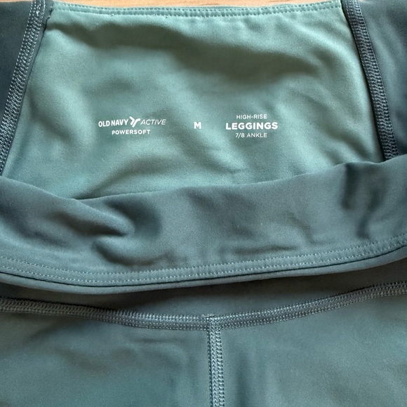 Old Navy Active Olive Sportswear - Picture 7 of 10